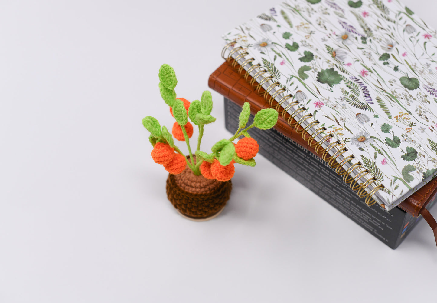 Orange pot